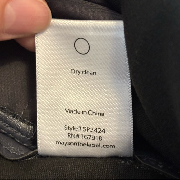 Mayson the Label Vegan Leather Pleat Front Tapered Pants in Periscope Size 2 - Picture 9 of 9